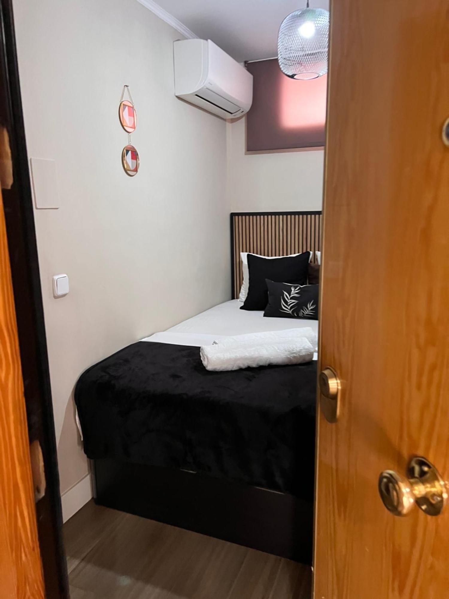 Room Sestoa, Madrid